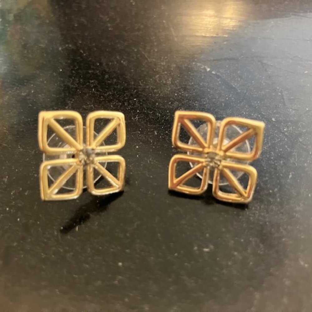 Gold Clover Leaf Stud Earrings